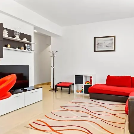 Spacious 3 Apartment *